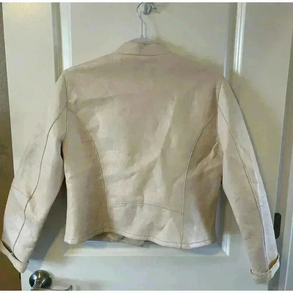 BCBGeneration Light Pink Faux Leather Jacket Cropped Full Zipper Size L NWOT - Picture 3 of 5